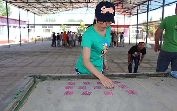 2016年公司举行拓展培训活动合影留念(图5)